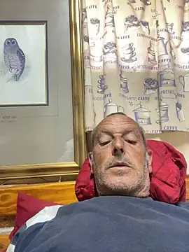 GeldenKuy online show from August 6, 1:02 pm