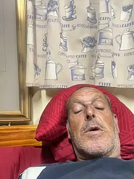 GeldenKuy online show from August 7, 9:17 pm