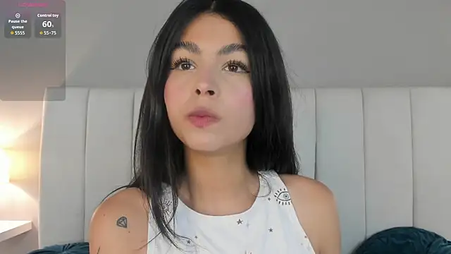 Kylie Mckenzie online show from July 22, 2:31 pm