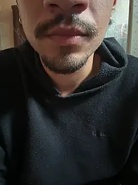 Snapshot of obrendo__ chatting on June 22, 4:37 pm obrendo online show from June 22, 4:37 pm