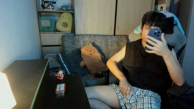 Snapshot of Akirokatsuru chatting on June 15, 12:46 am Akirokatsuru online show from June 15, 12:46 am