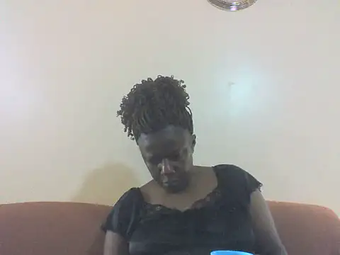 laula3030 online show from July 31, 8:47 am
