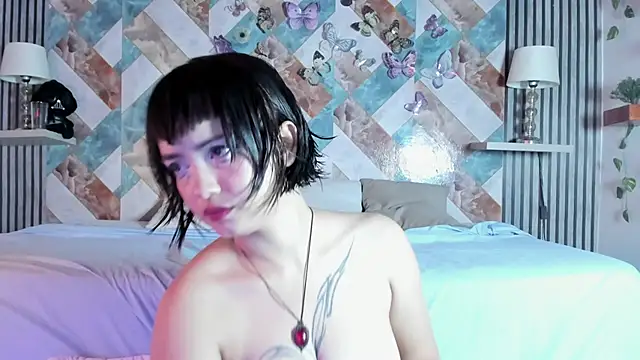 addison avery online show from July 21, 3:09 am