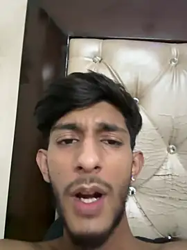ronnnnn718 online show from July 13, 10:51 am