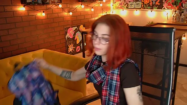 Snapshot of SeraphineDuskryn chatting on July 2, 5:19 pm SeraphineDuskryn online show from July 2, 5:19 pm