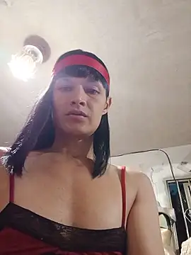 Snapshot of Sexy_paulina_outdoors chatting on June 11, 1:27 am Sexy paulina outdoors online show from June 11, 1:27 am
