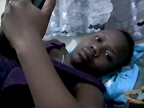 Snapshot of beutifulebonya chatting on June 26, 1:54 am beutifulebonya online show from June 26, 1:54 am