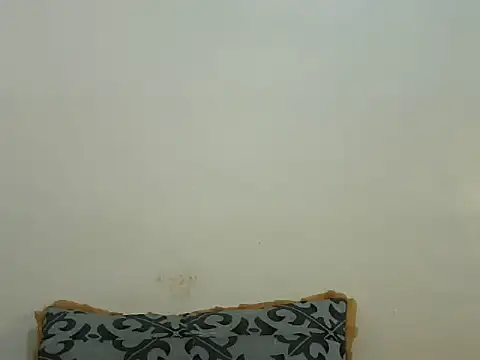 Snapshot of beutifulebonya chatting on July 28, 12:48 pm beutifulebonya online show from July 28, 12:48 pm