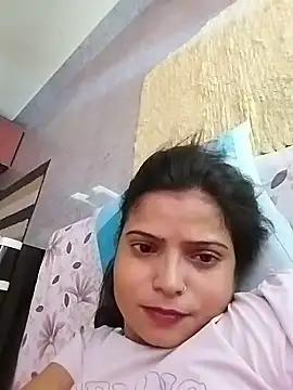 Snapshot of Missridhi chatting on June 17, 8:17 am Missridhi online show from June 17, 8:17 am