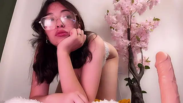 Snapshot of Hannari_ chatting on June 24, 3:55 pm Hannari online show from June 24, 3:55 pm
