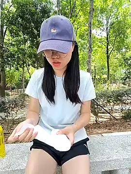 Snapshot of xiaomin666 chatting on July 25, 2:53 am xiaomin666 online show from July 25, 2:53 am