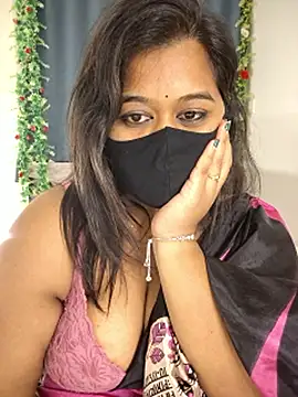 Snapshot of beauty_lisa- chatting on June 30, 8:21 pm beauty lisa- online show from June 30, 8:21 pm