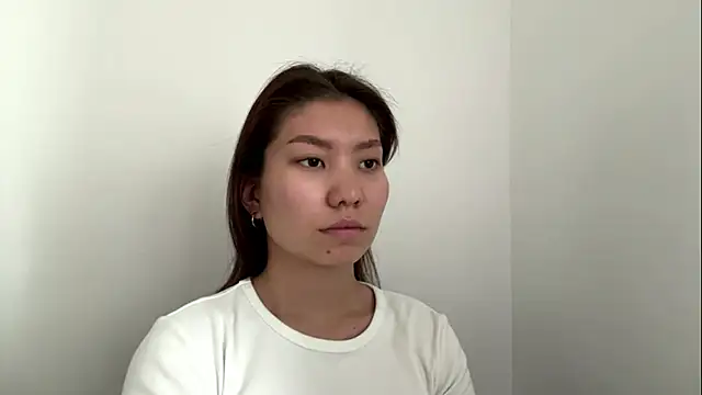 Snapshot of EvetteWreyford chatting on June 13, 7:06 am EvetteWreyford online show from June 13, 7:06 am