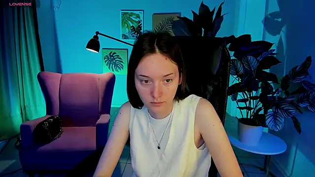 Eva Leeee online show from June 21, 5:21 am