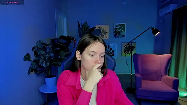 Eva Leeee online show from July 2, 5:13 am