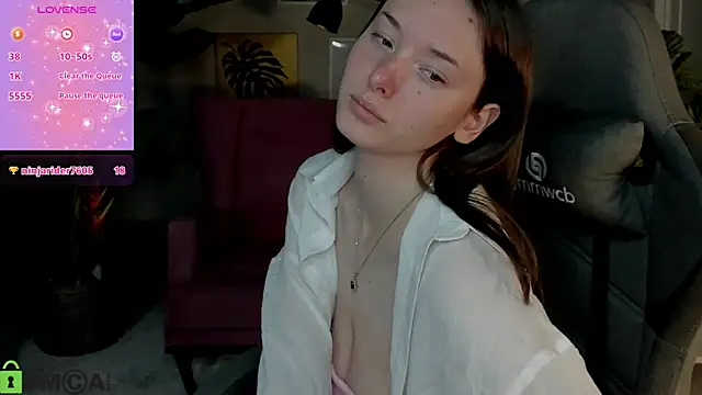 Eva Leeee online show from August 3, 4:55 am