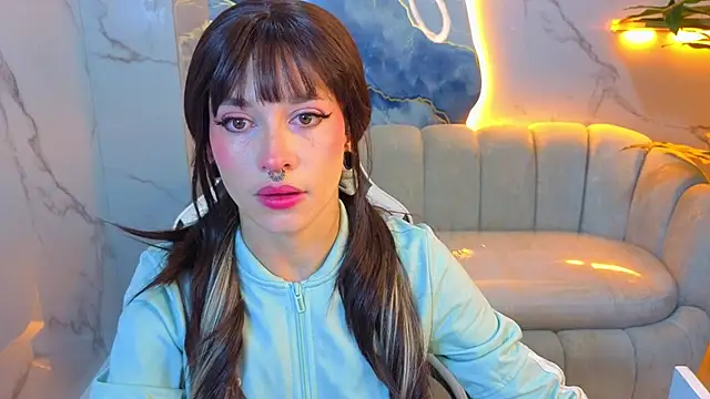 Lily Tx online show from June 30, 12:39 pm