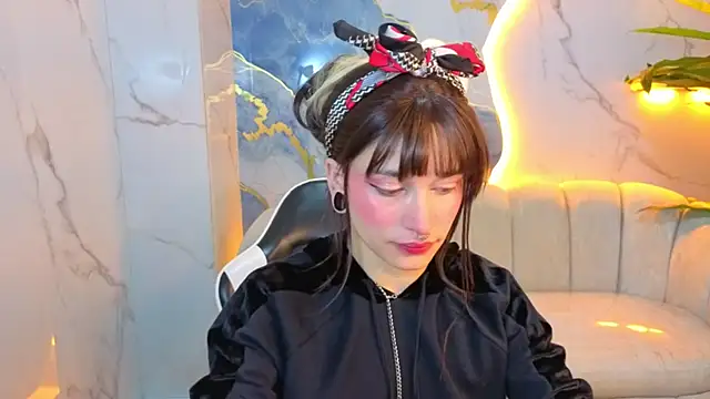 Lily Tx online show from July 15, 12:43 pm
