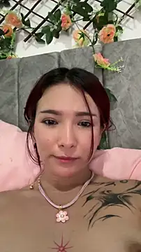 Snapshot of Scarlett_Livye chatting on June 18, 9:14 am Scarlett Livye online show from June 18, 9:14 am