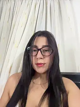 Lunna Elisa online show from August 8, 3:08 am
