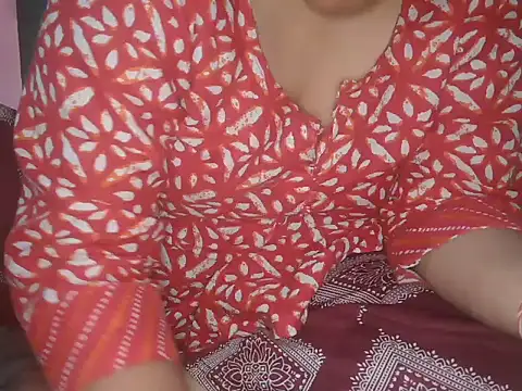 Snapshot of cute_stuff chatting on June 27, 2:16 am cute stuff online show from June 27, 2:16 am