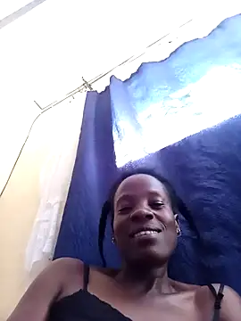 Snapshot of Cuty-Smilez chatting on June 24, 6:34 am Cuty-Smilez online show from June 24, 6:34 am