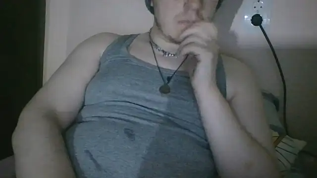 Snapshot of Wiskas21 chatting on June 12, 7:57 pm Wiskas21 online show from June 12, 7:57 pm