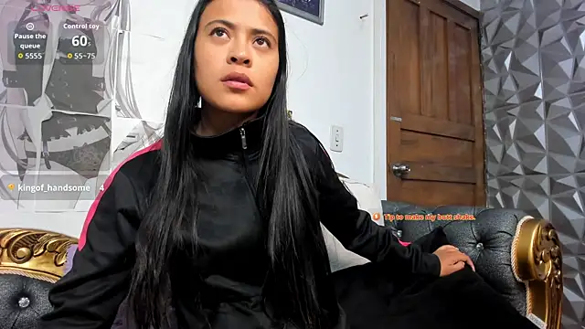 Snapshot of LITTLE-VANESA chatting on July 2, 4:24 pm LITTLE-VANESA online show from July 2, 4:24 pm