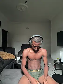 Snapshot of Topboyese chatting on June 29, 1:33 pm Topboyese online show from June 29, 1:33 pm