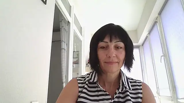 Snapshot of Lakomka499 chatting on June 15, 10:50 am Lakomka499 online show from June 15, 10:50 am