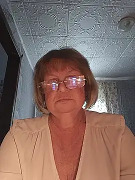 MilashkaCutie50 online show from June 21, 3:42 am