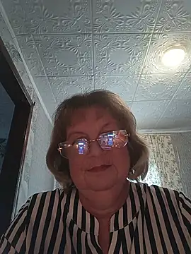 MilashkaCutie50 online show from July 6, 3:58 am