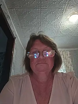 MilashkaCutie50 online show from July 10, 3:44 am