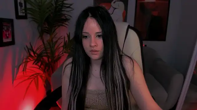 Snapshot of AmeliaRiviera chatting on June 16, 6:05 am AmeliaRiviera online show from June 16, 6:05 am