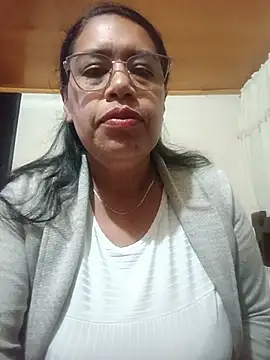 Emilif  online show from July 17, 1:23 am