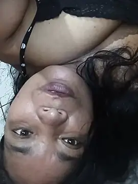 Snapshot of Ariais502026 chatting on August 3, 10:43 am Ariais502026 online show from August 3, 10:43 am