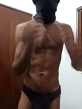 Snapshot of UR_skinny_boy chatting on July 19, 6:44 pm UR skinny boy online show from July 19, 6:44 pm