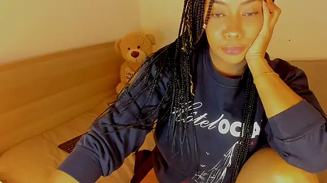 NicolePasqualott online show from October 29, 10:44 pm