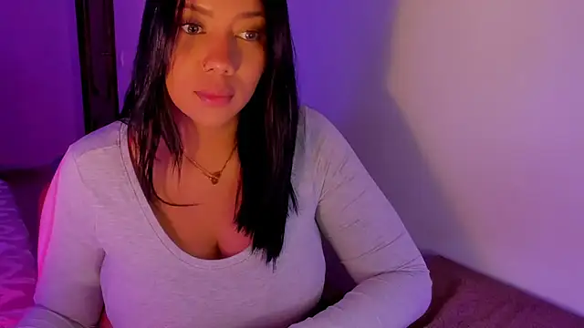 Snapshot of NicolePasqualott chatting on May 7, 8:58 pm NicolePasqualott online show from May 7, 8:58 pm