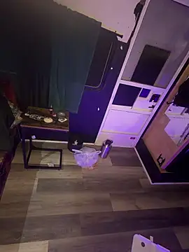 Eze13crybaby online show from June 22, 3:58 am