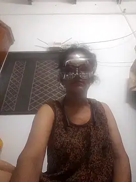 Snapshot of Indianbhaabhi chatting on July 6, 8:44 pm Indianbhaabhi online show from July 6, 8:44 pm