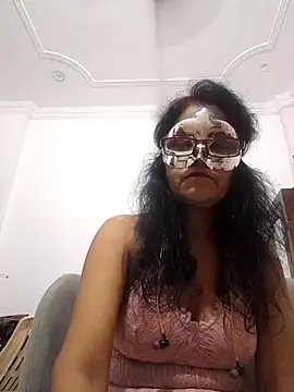 Snapshot of Indianbhaabhi chatting on July 21, 11:23 am Indianbhaabhi online show from July 21, 11:23 am