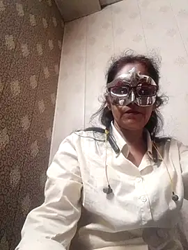 Snapshot of Indianbhaabhi chatting on July 24, 10:13 am Indianbhaabhi online show from July 24, 10:13 am
