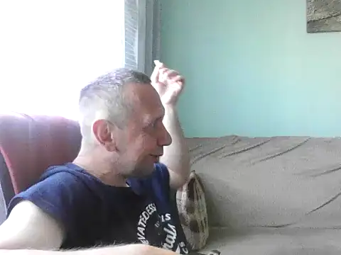 RafalekRozmarynowski81 online show from July 16, 5:13 am