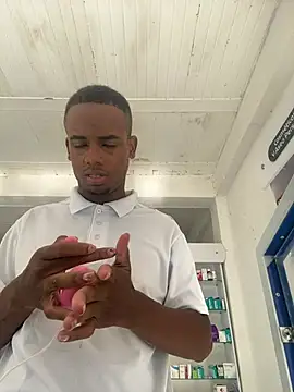 Snapshot of dereck_jay- chatting on June 28, 1:28 pm dereck jay- online show from June 28, 1:28 pm