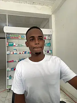 Snapshot of dereck_jay- chatting on July 4, 2:45 pm dereck jay- online show from July 4, 2:45 pm