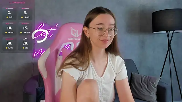 Lucy Green online show from July 13, 12:46 am