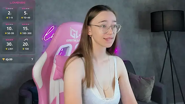 Lucy Green online show from July 22, 12:57 am