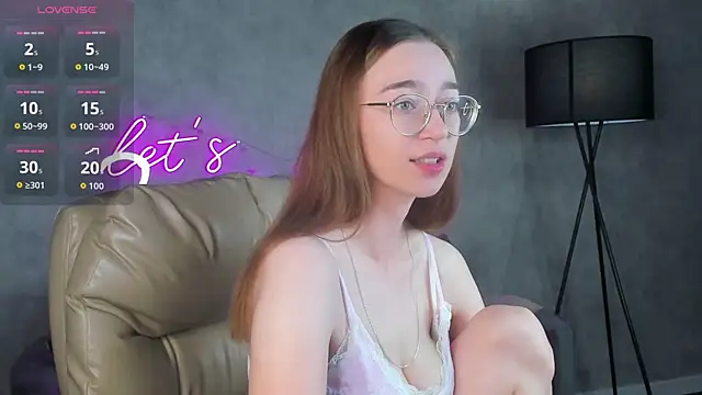 Lucy Green online show from July 29, 12:53 am
