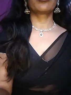 Snapshot of Telugu_angeljanu1 chatting on July 4, 6:36 pm Telugu angeljanu1 online show from July 4, 6:36 pm